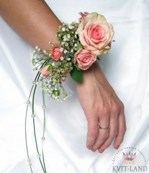 браслет невесты из роз