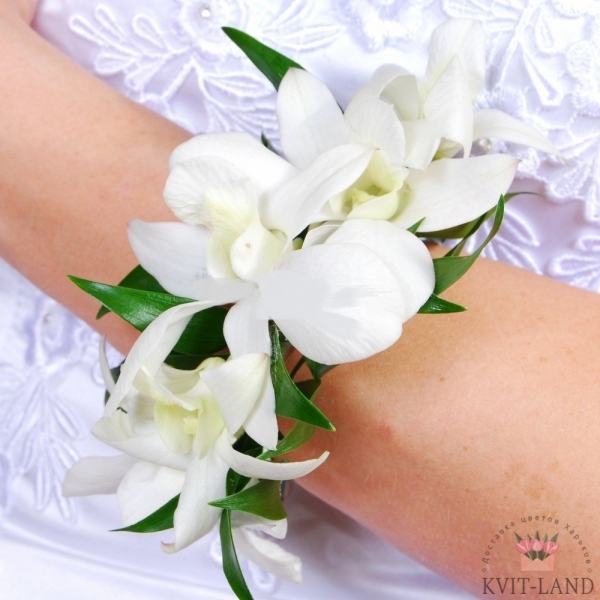 цветочный браслет невесты