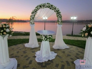 цветочная арка на свадьбу